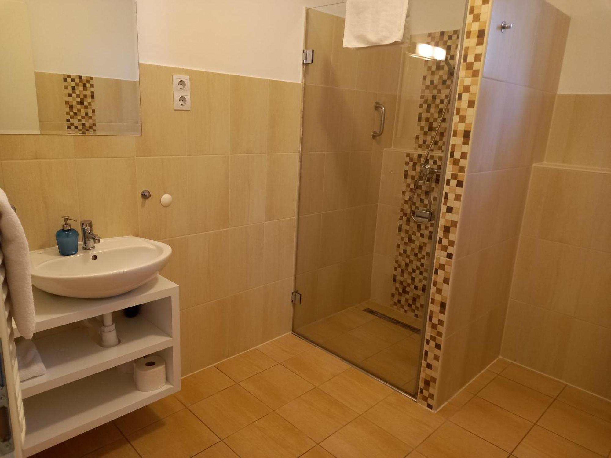 Orchidea Apartman Mosonmagyarovar Luaran gambar